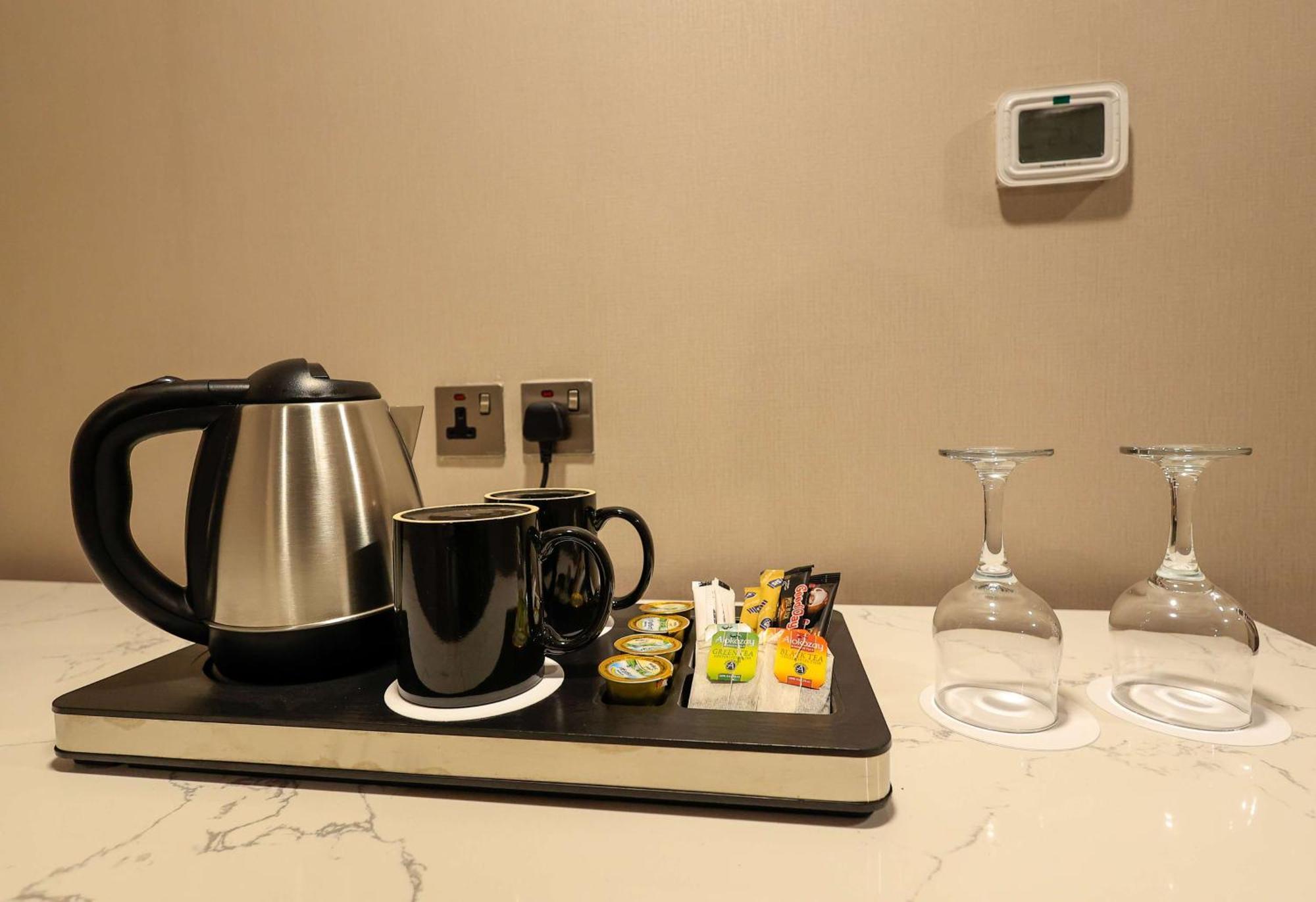 Best Western Premier M Four Hotel Dubai Exterior foto