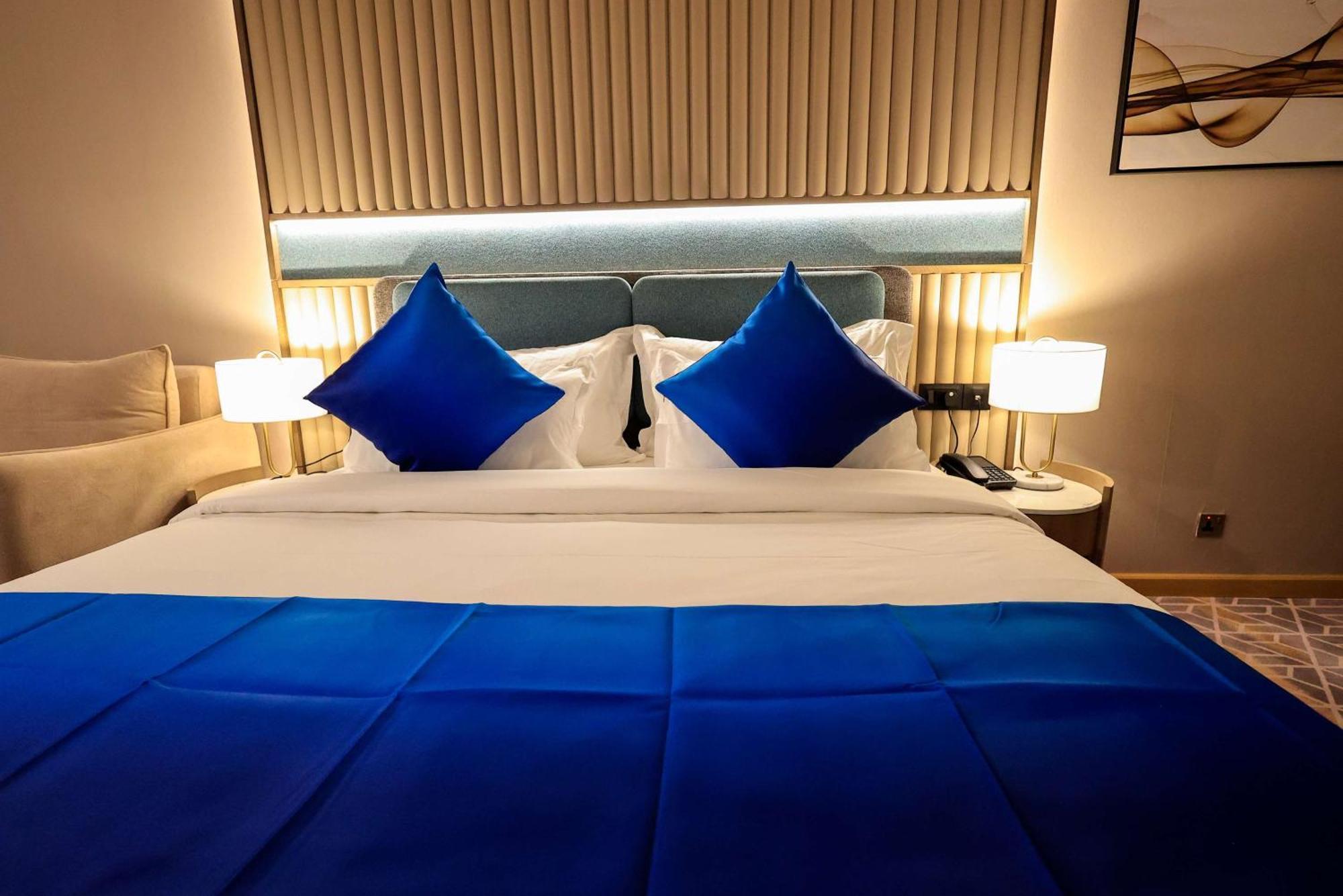 Best Western Premier M Four Hotel Dubai Exterior foto